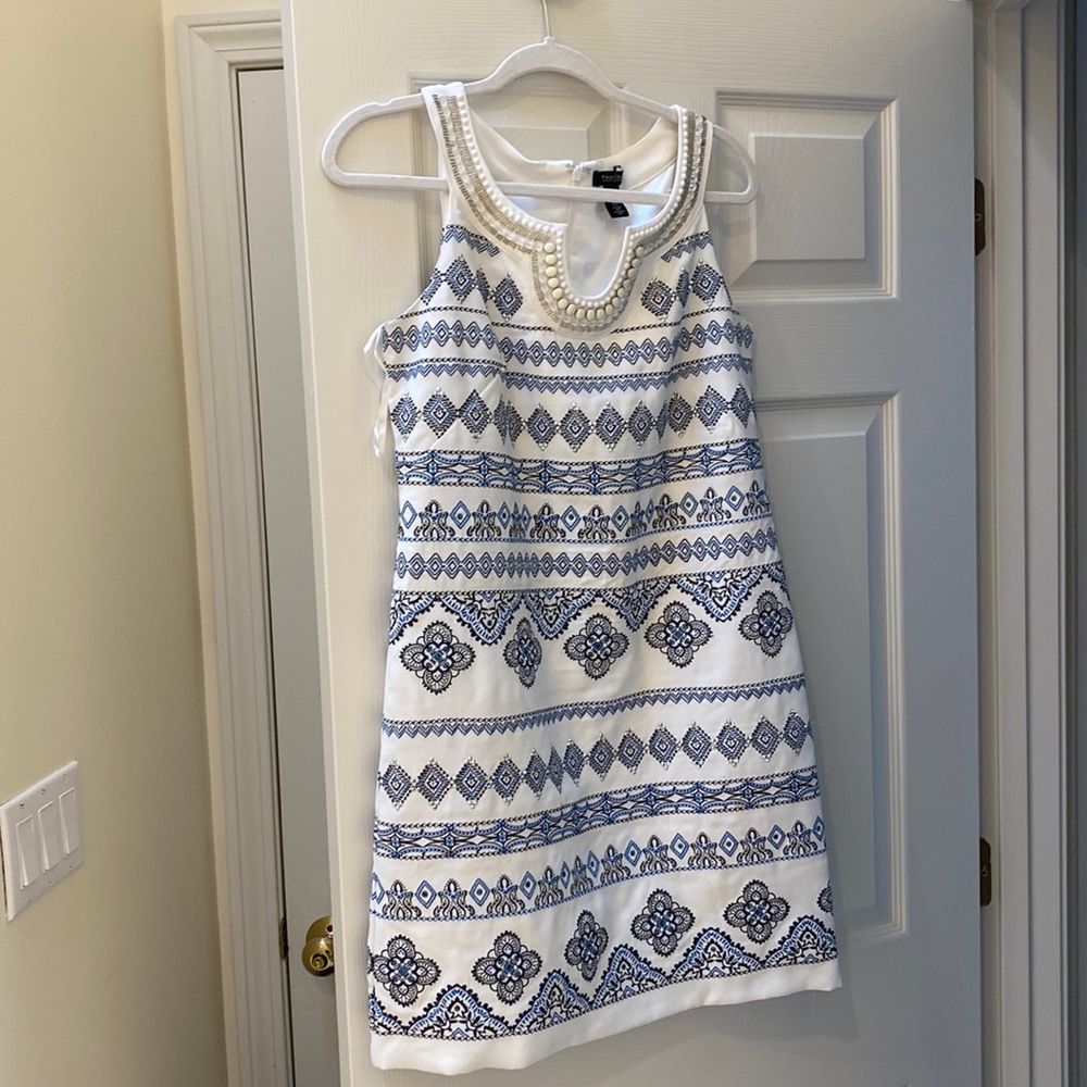 White summer dress! Size 6